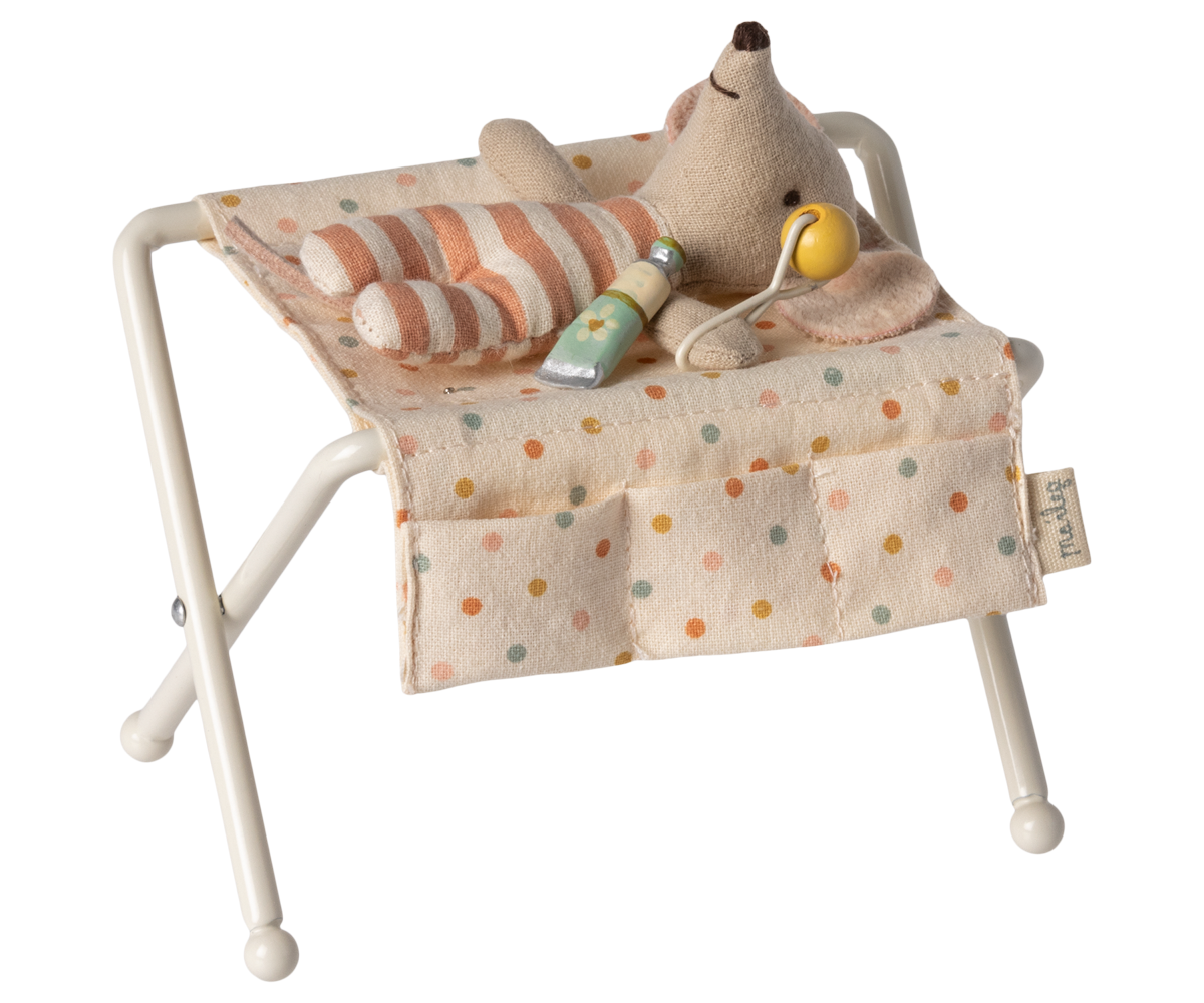 *PRE-ORDER* - Maileg Nursery Table, Baby Mouse, Off White - *ESTIMATED ARRIVAL EARLY OCTOBER 2024*