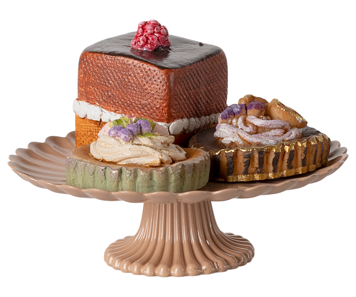 *PRE-ORDER* - Maileg Cakes & Cakestand, Mini - *ESTIMATED ARRIVAL MID OCTOBER 2024*