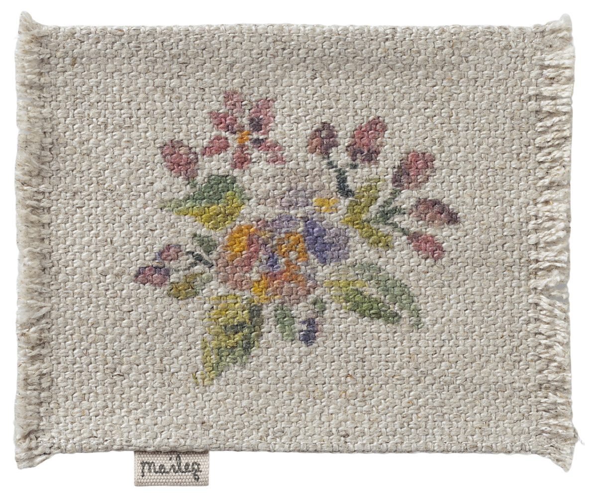 *PRE-ORDER* - Maileg Rug Flowers, Small - *ESTIMATED ARRIVAL EARLY NOVEMBER 2024*