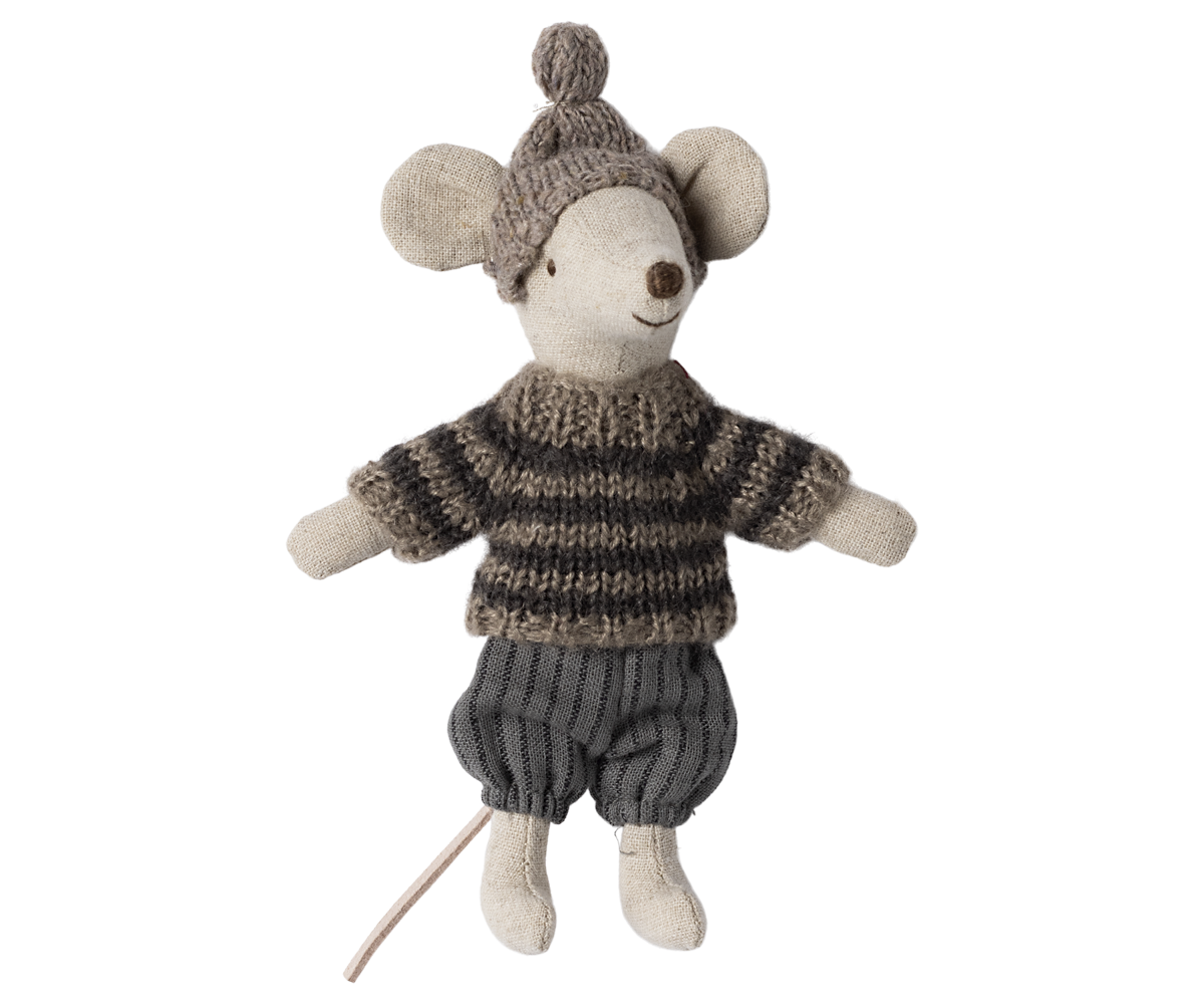 *PRE-ORDER* - Maileg Winter Big Brother Mouse With Ski Set, Grey - *ESTIMATED ARRIVAL MID OCTOBER 2024*