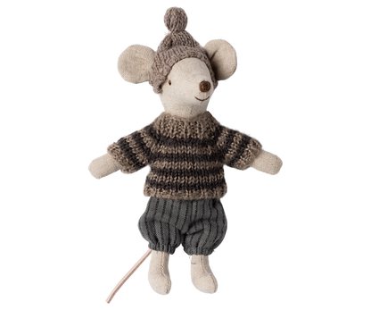 *PRE-ORDER* - Maileg Winter Big Brother Mouse With Ski Set, Grey - *ESTIMATED ARRIVAL MID OCTOBER 2024*