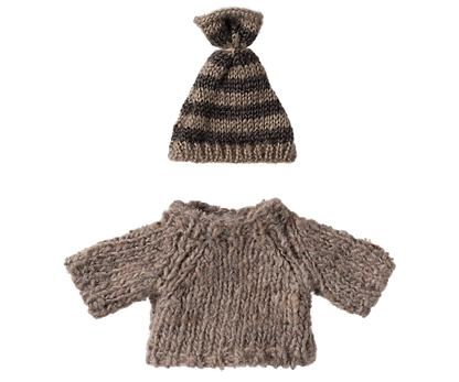 *PRE-ORDER* - Maileg Knitted Sweater & Hat, Big Brother Mouse - *ESTIMATED ARRIVAL MID NOVEMBER 2024