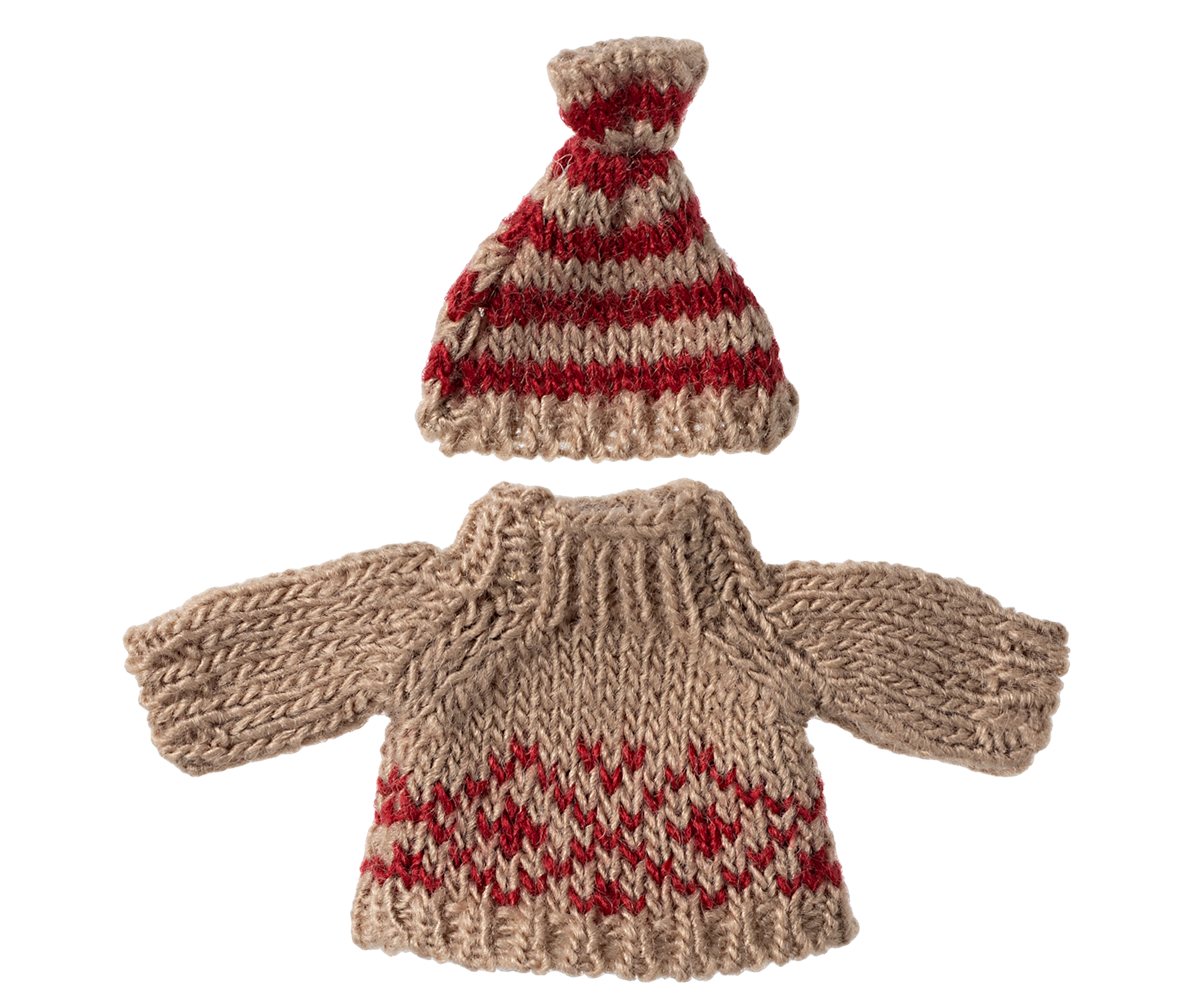 *PRE-ORDER* - Maileg Knitted Sweater & Hat, Mum Mouse - *ESTIMATED ARRIVAL MID NOVEMBER 2024*