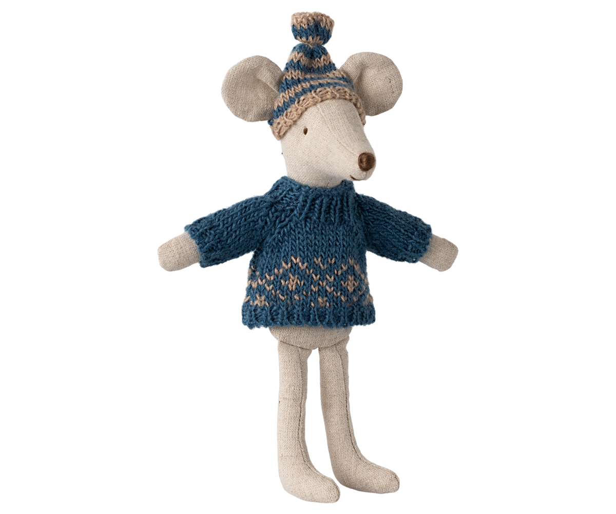 *PRE-ORDER* - Maileg Knitted Sweater & Hat, Dad Mouse - *ESTIMATED ARRIVAL MID NOVEMBER 2024*